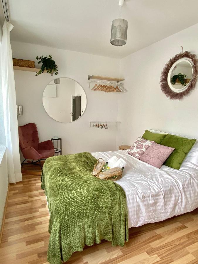 אוגסבורג Stay In Aux, Feel At Home ! 2 Room Apartment Central Incl All You Need For 4 Person, 24H Check In, Pkw Parking Only מראה חיצוני תמונה