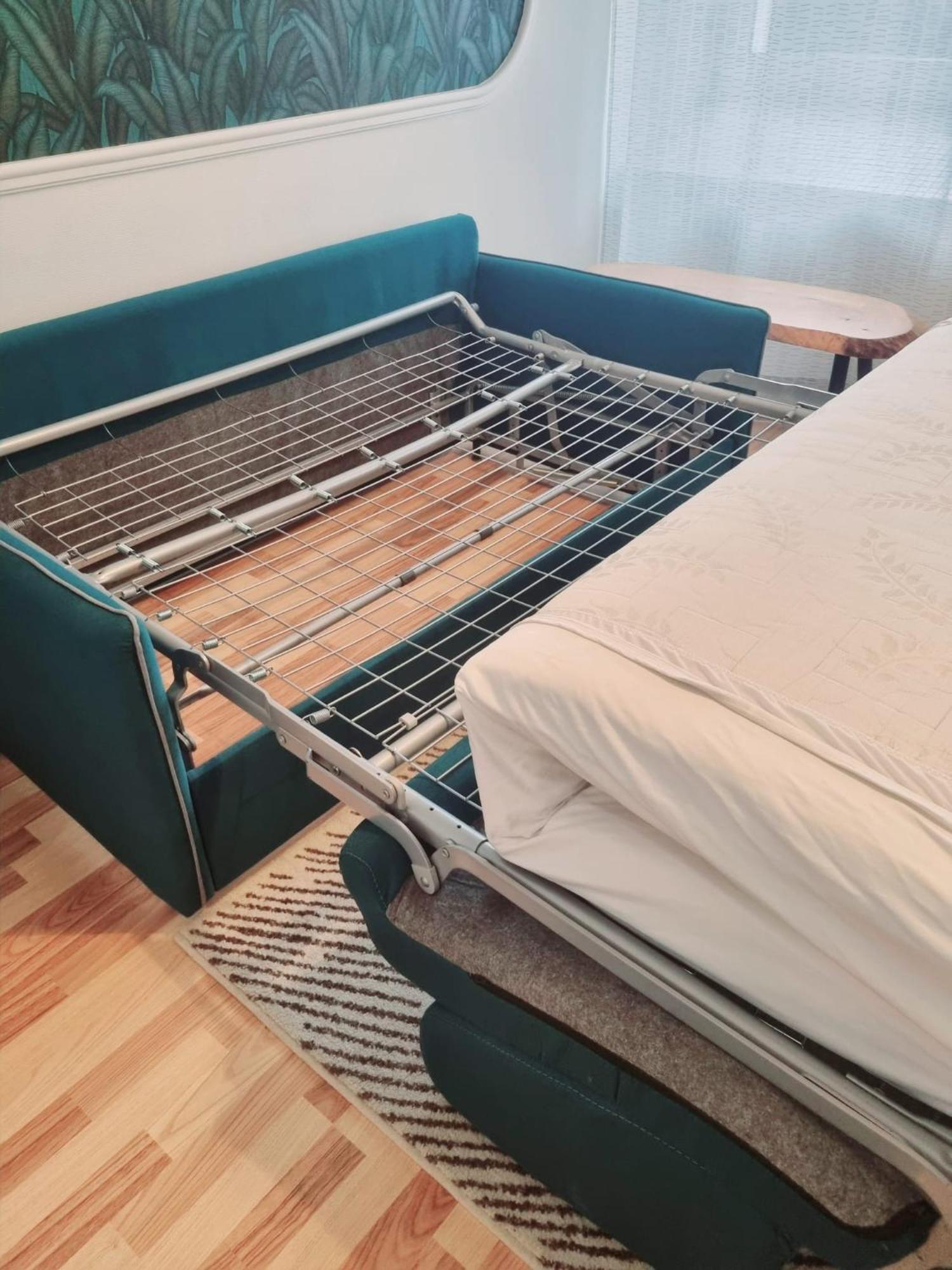 אוגסבורג Stay In Aux, Feel At Home ! 2 Room Apartment Central Incl All You Need For 4 Person, 24H Check In, Pkw Parking Only מראה חיצוני תמונה